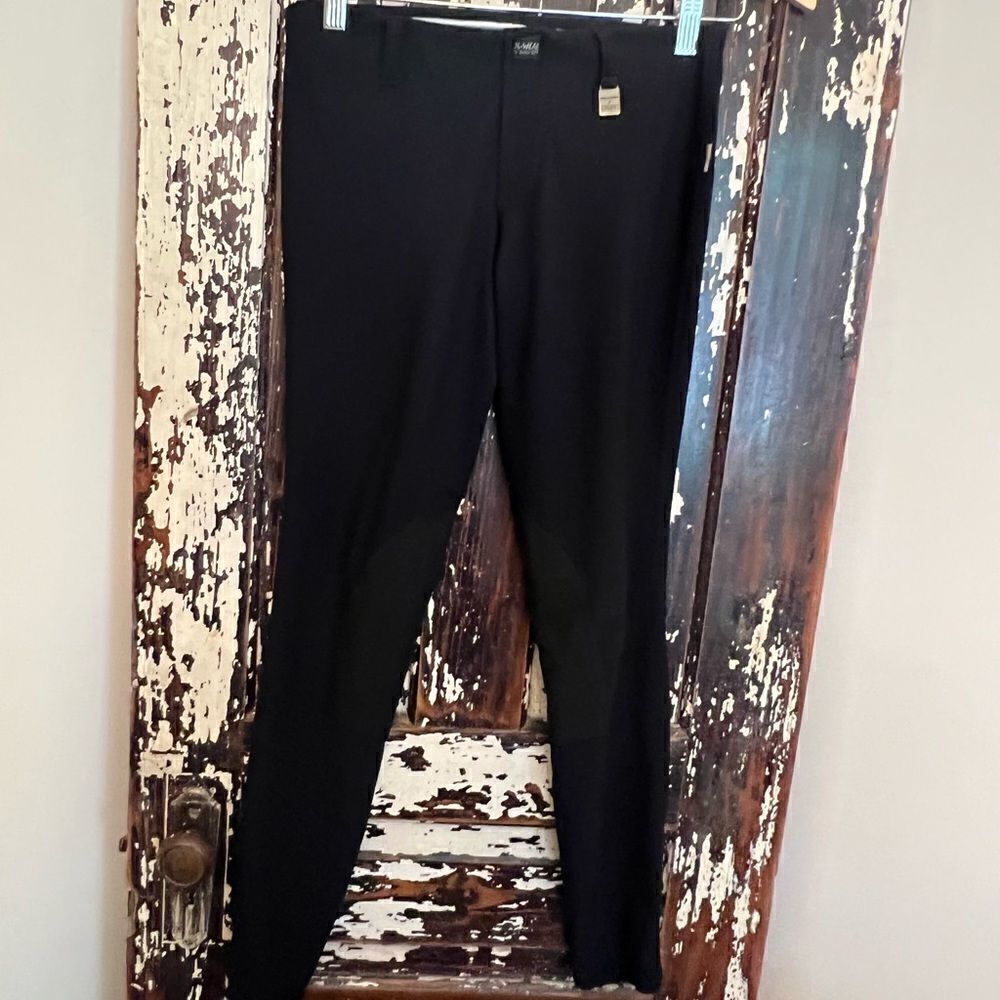 Women’s Devon Aire USPC concour elite black equestrian pant. Size S